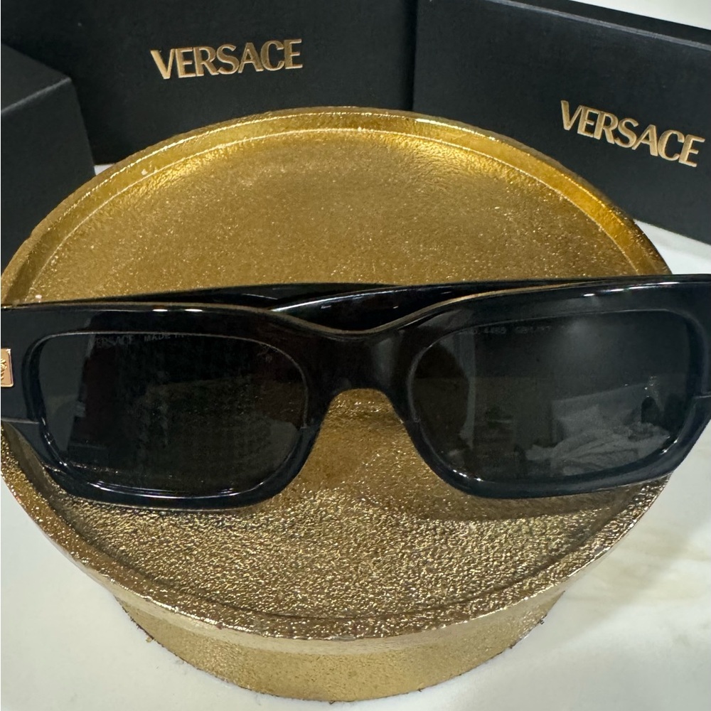 Versace Black Rectangular Sunglasses NWT - image 5